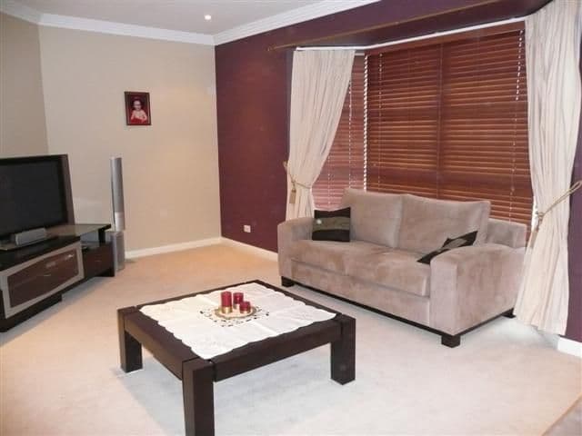 74 Blue Grass Crescent, EIGHT MILE PLAINS QLD 4113, Eight Mile Plains - Thumbnail 5