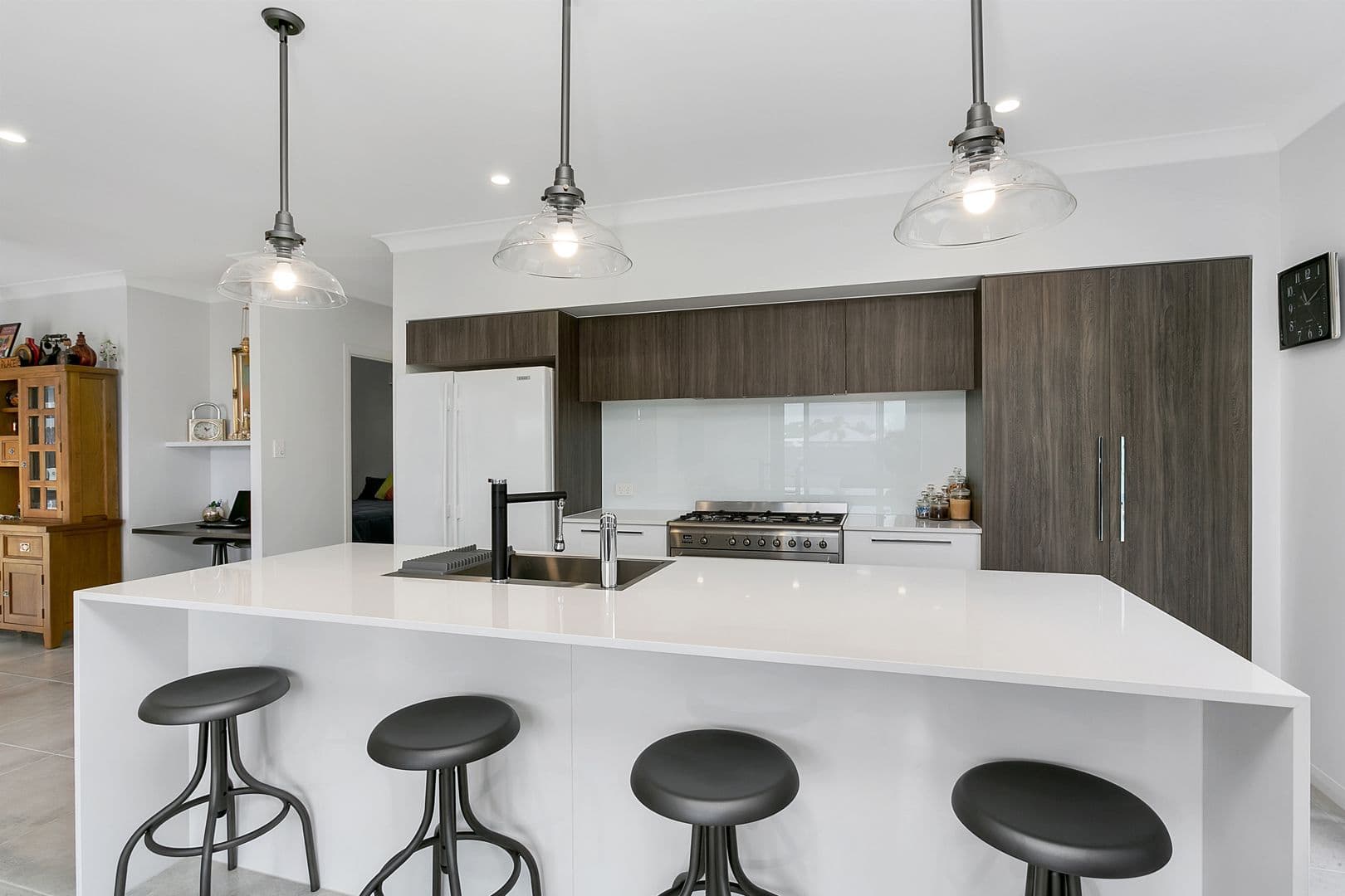 4 Coxswain Place, Trinity Beach QLD 4879, Trinity Beach - Thumbnail 3