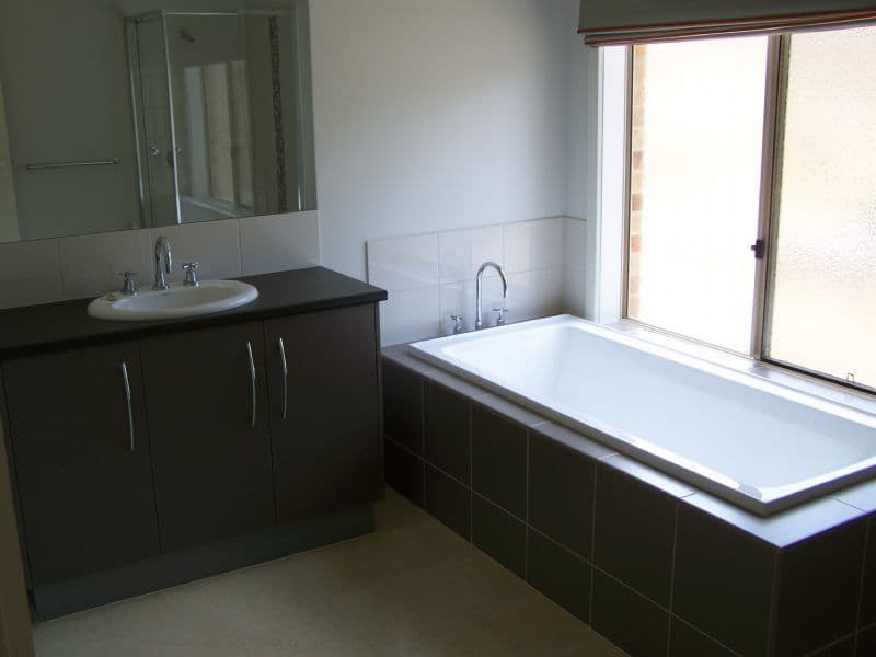 45 Hospital Street, WEDDERBURN VIC 3518, Wedderburn - Thumbnail 2