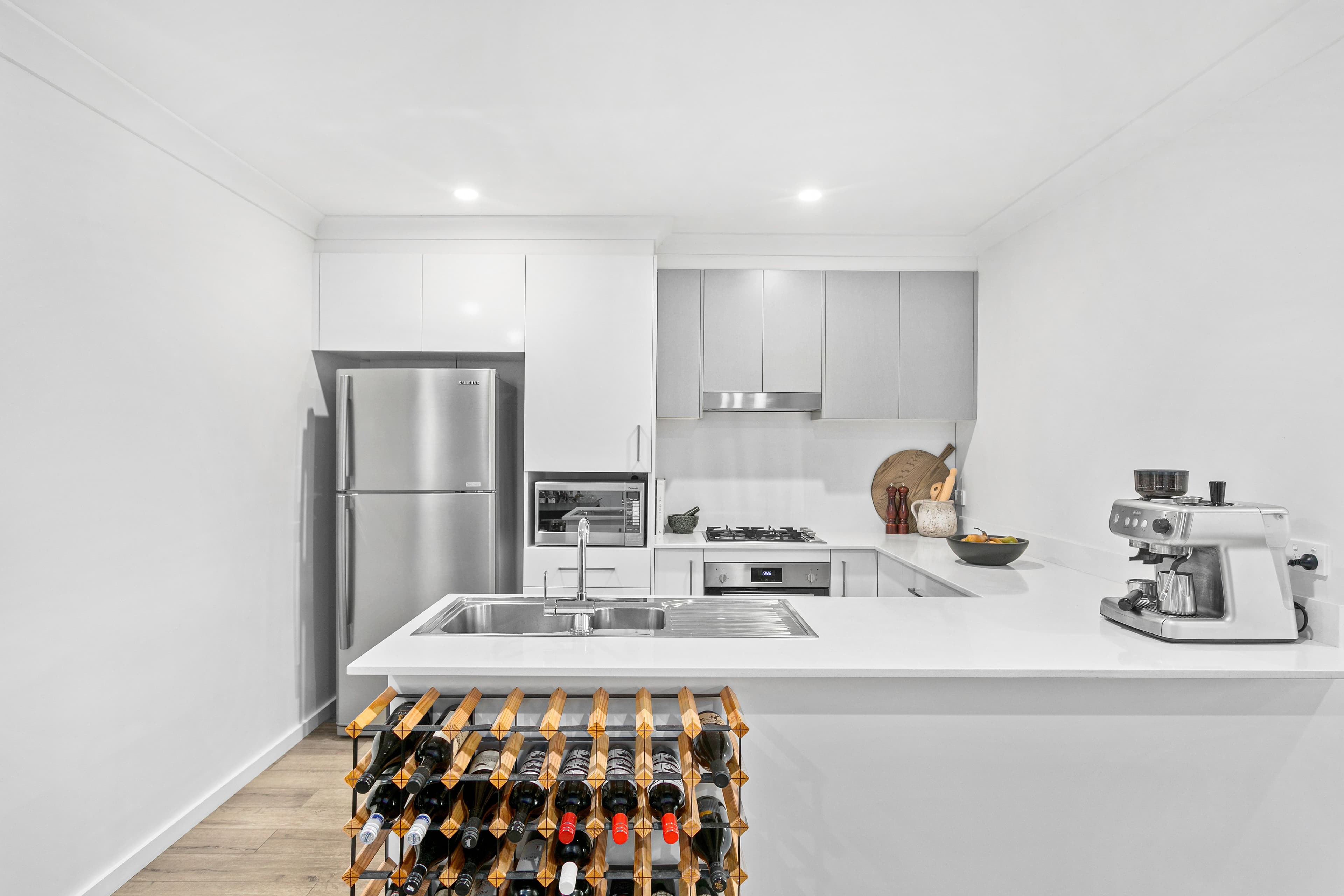 11 Valley View Crescent, Albion Park NSW 2527, Albion Park - Thumbnail 2