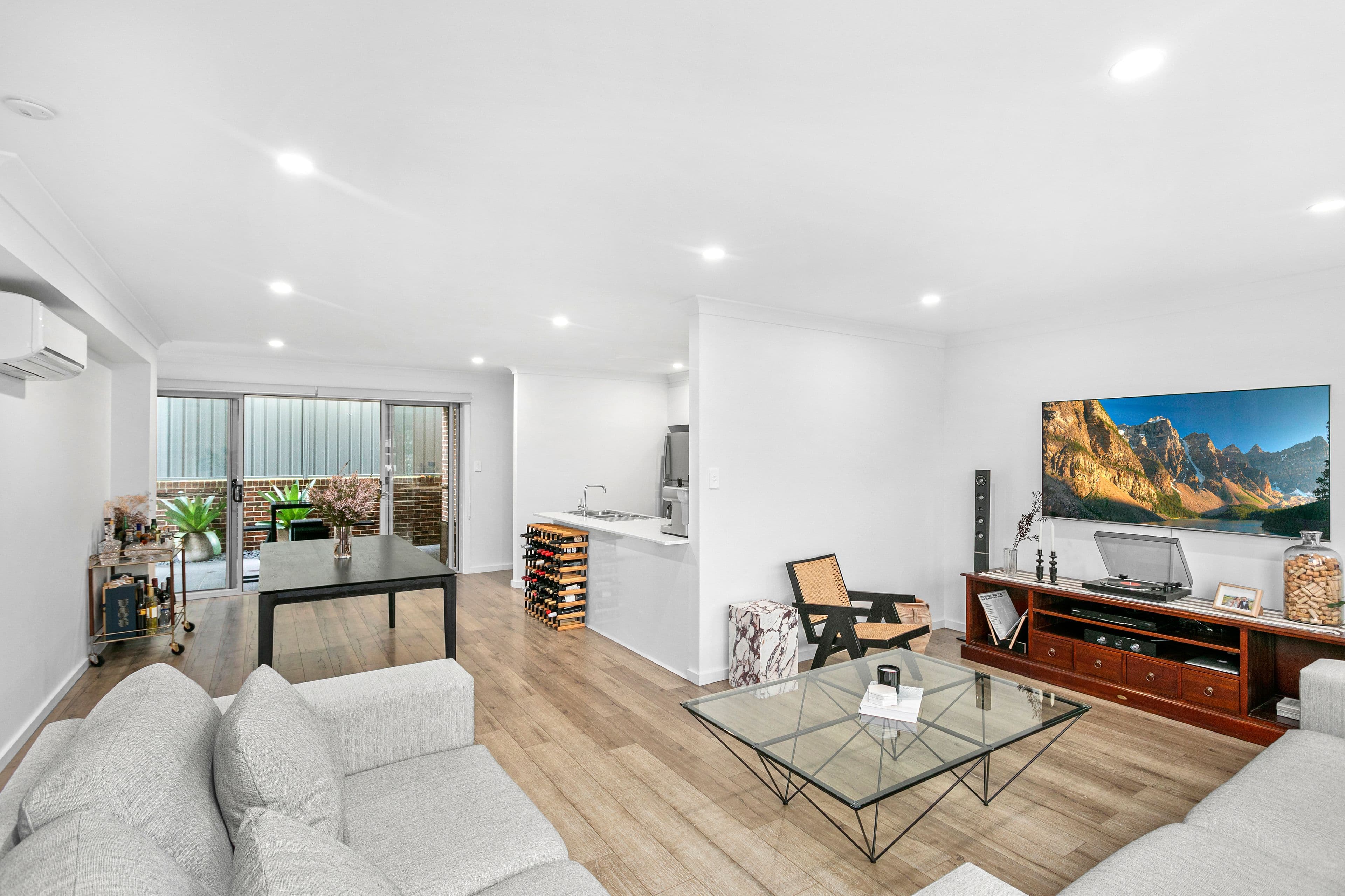 11 Valley View Crescent, Albion Park NSW 2527, Albion Park - Thumbnail 4