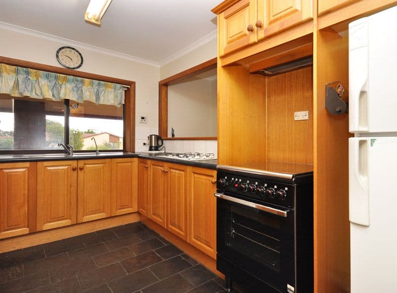 4 Minorca Crescent, HACKHAM WEST SA 5163, Hackham West - Thumbnail 3