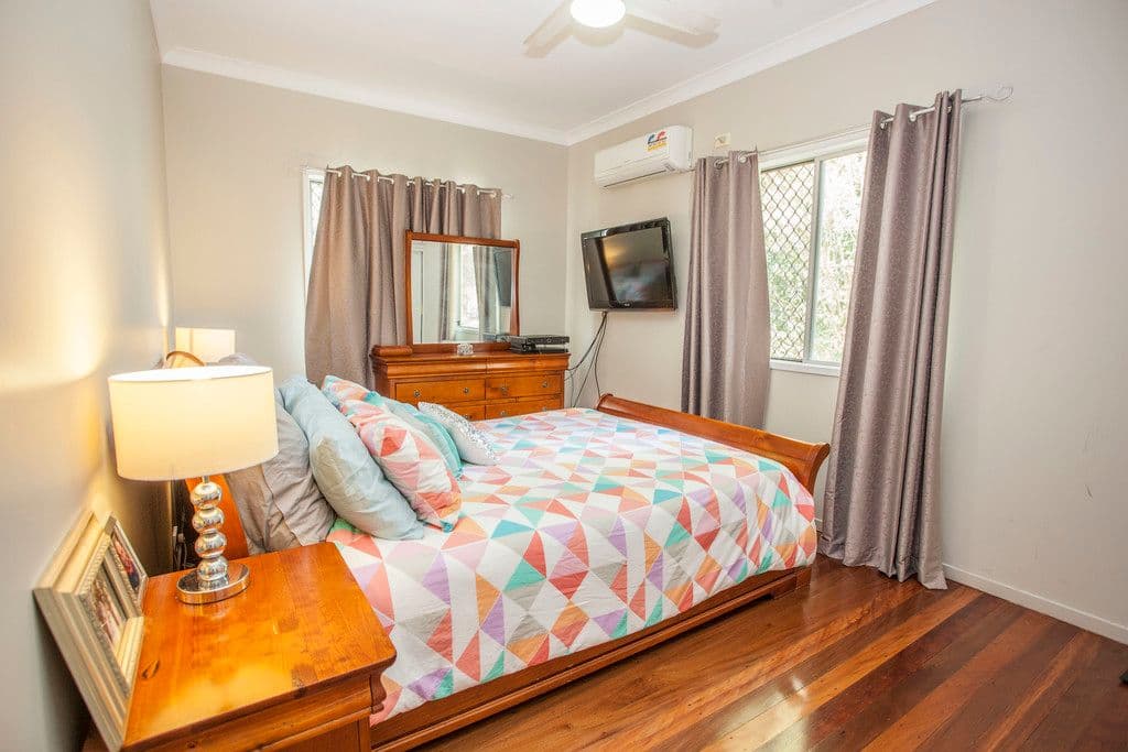 12 Bridge Street, North Booval QLD 4304, North Booval - Thumbnail 4