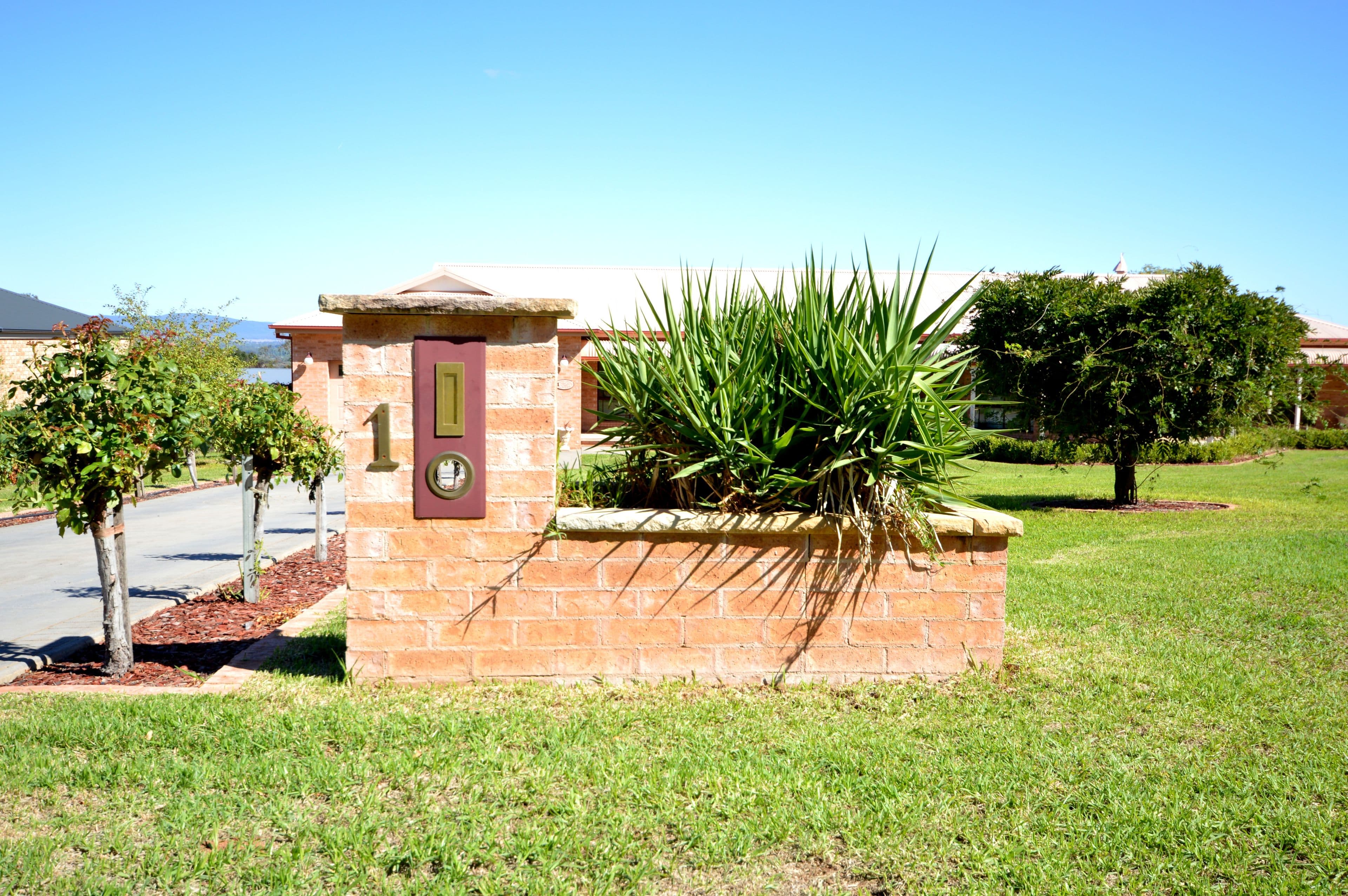 1 Gower Hardy Circuit, Cowra - Thumbnail 2