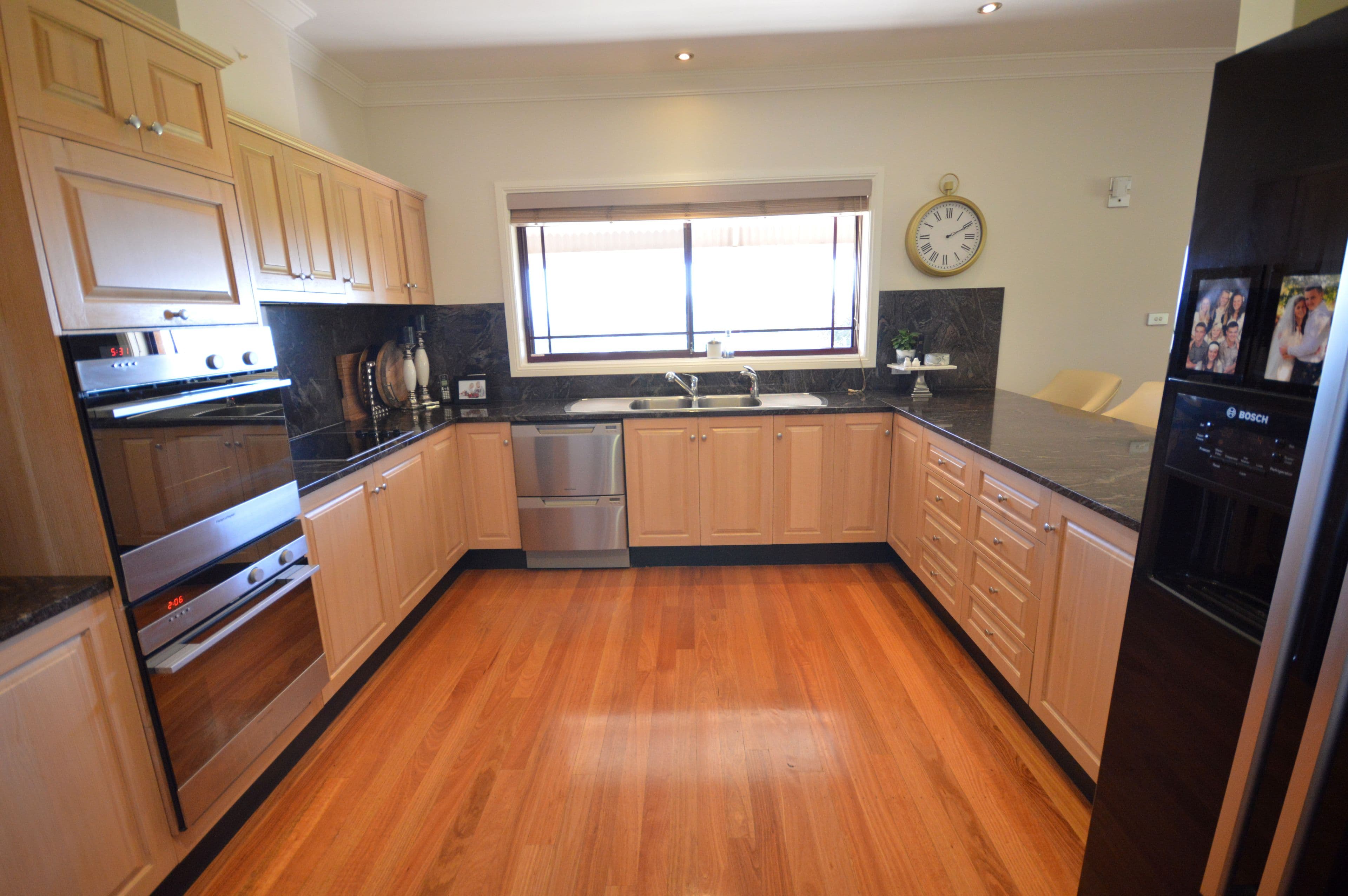 1 Gower Hardy Circuit, Cowra - Thumbnail 5