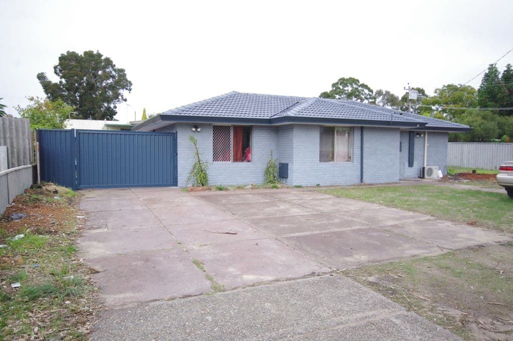 65 Curtis Way, GIRRAWHEEN WA 6064, Girrawheen - Thumbnail 3