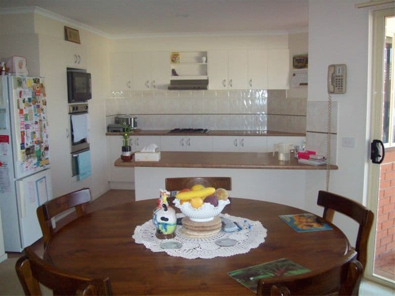 89  ROULSTON Way, WALLAN VIC 3756, Wallan - Thumbnail 3