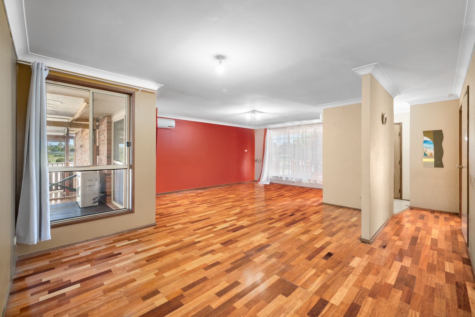43 Aquamarine Drive, Eagle Vale NSW 2558, Eagle Vale - Thumbnail 2