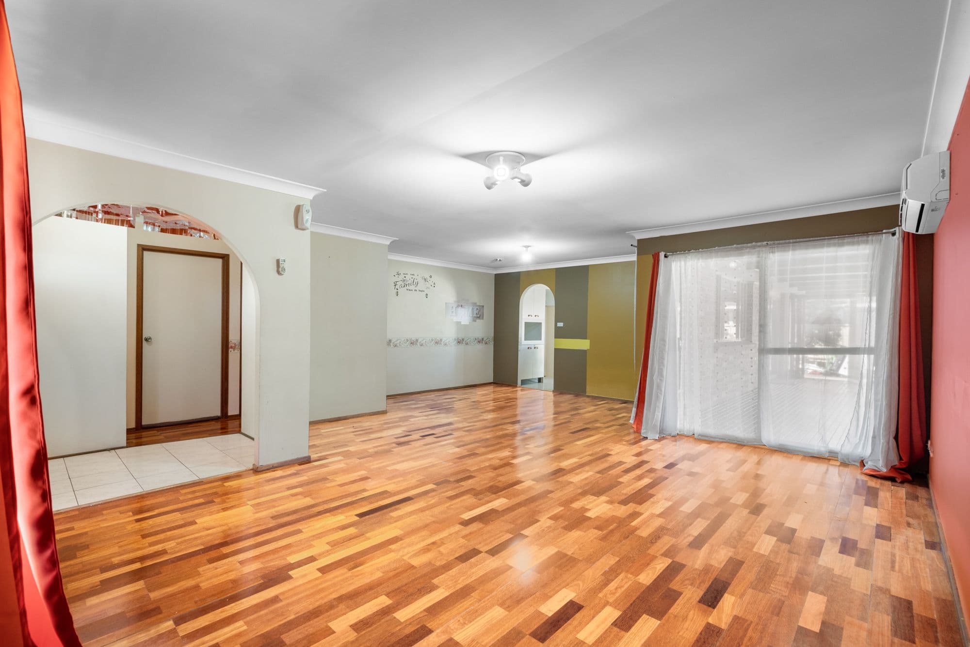 43 Aquamarine Drive, Eagle Vale NSW 2558, Eagle Vale - Thumbnail 3
