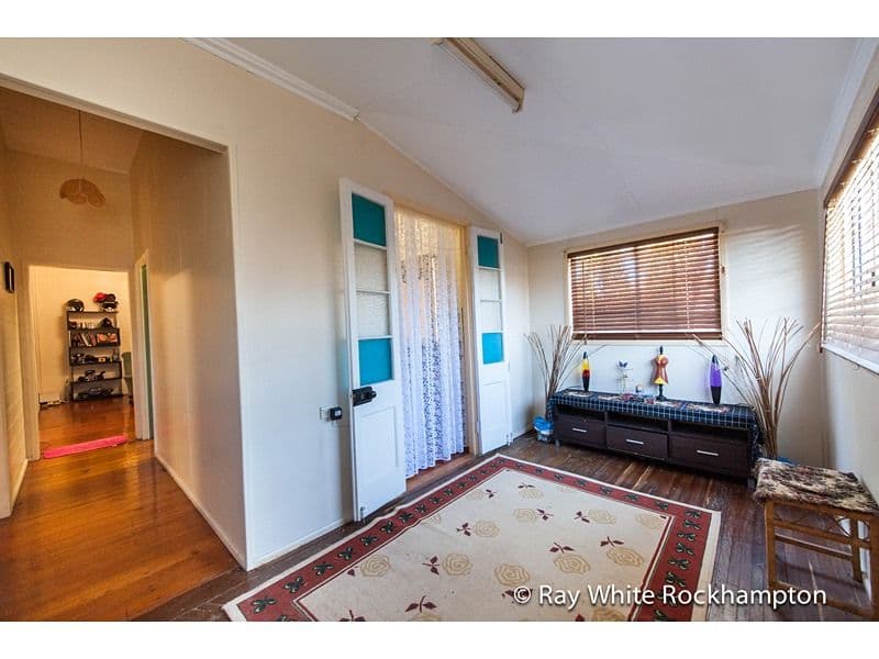 10 Canovan Street, BERSERKER QLD 4701, Berserker - Thumbnail 4