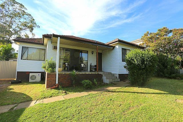 5 Moss Street, CHESTER HILL NSW 2162, Chester Hill - Thumbnail 2