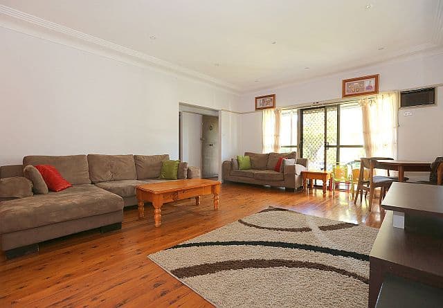 5 Moss Street, CHESTER HILL NSW 2162, Chester Hill - Thumbnail 3