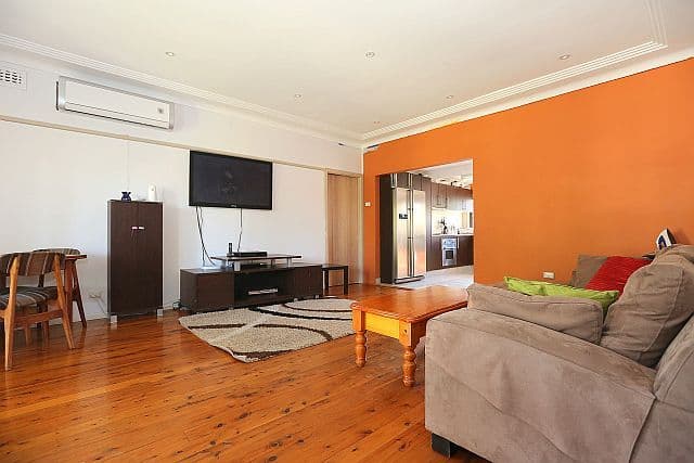 5 Moss Street, CHESTER HILL NSW 2162, Chester Hill - Thumbnail 4