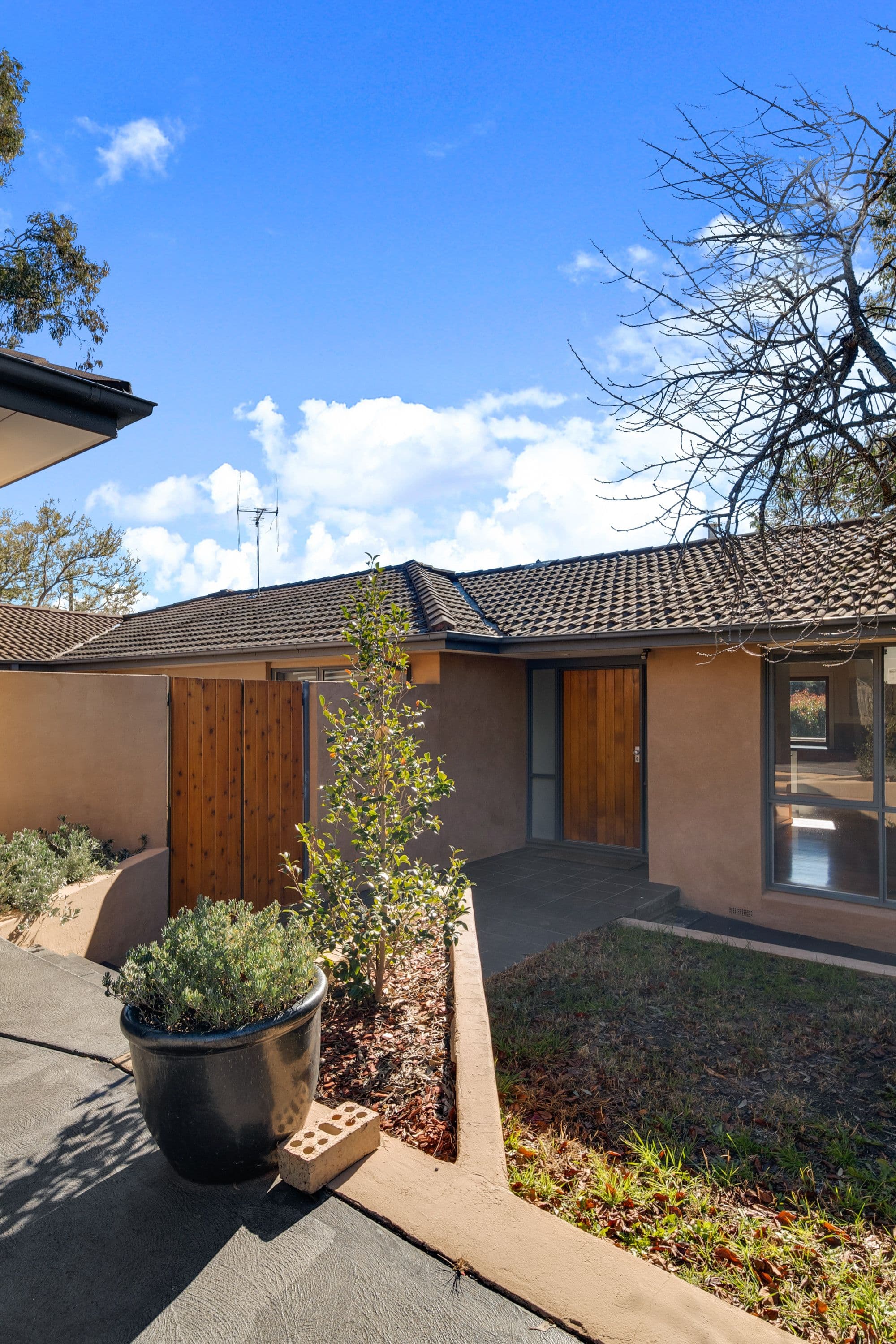 31 Somerville Street, Spence ACT 2615, Spence - Thumbnail 2