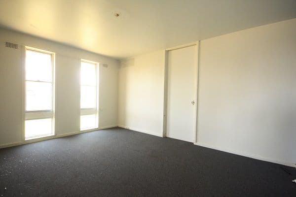 2 Fonthill Place, Airds - Thumbnail 4