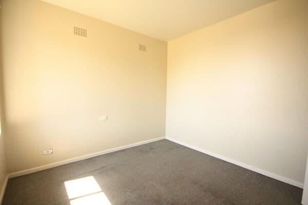2 Fonthill Place, Airds - Thumbnail 5