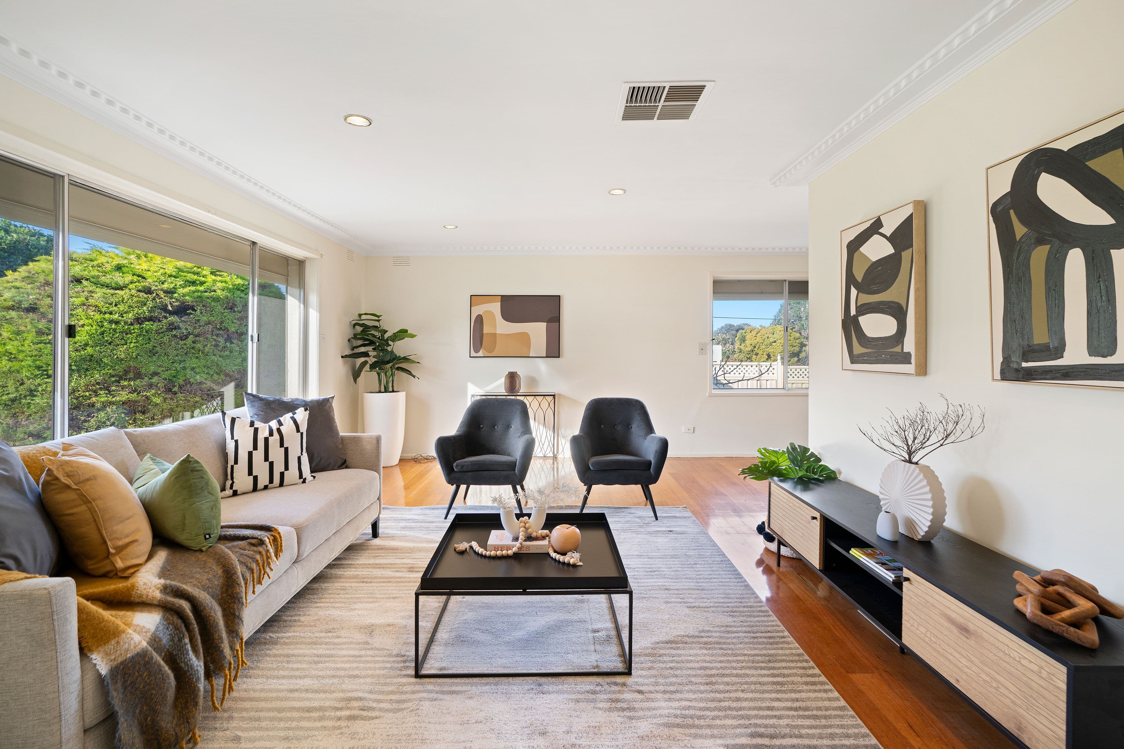 11 Loch Street, Ferntree Gully VIC 3156, Ferntree Gully - Thumbnail 5