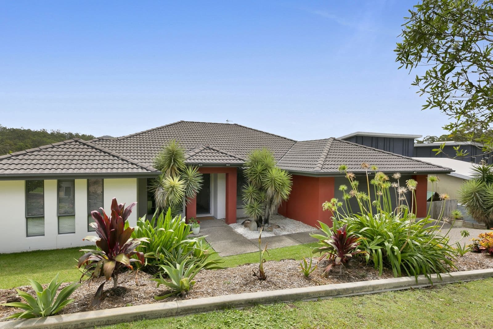 12 Caprice Street, Bonogin QLD 4213, Bonogin - Thumbnail 2
