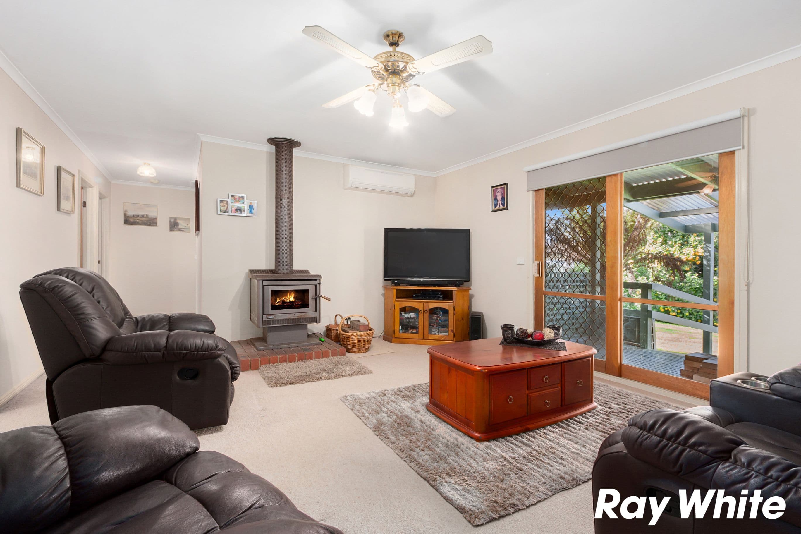 7 Surman Court, Drouin VIC 3818, Drouin - Thumbnail 2