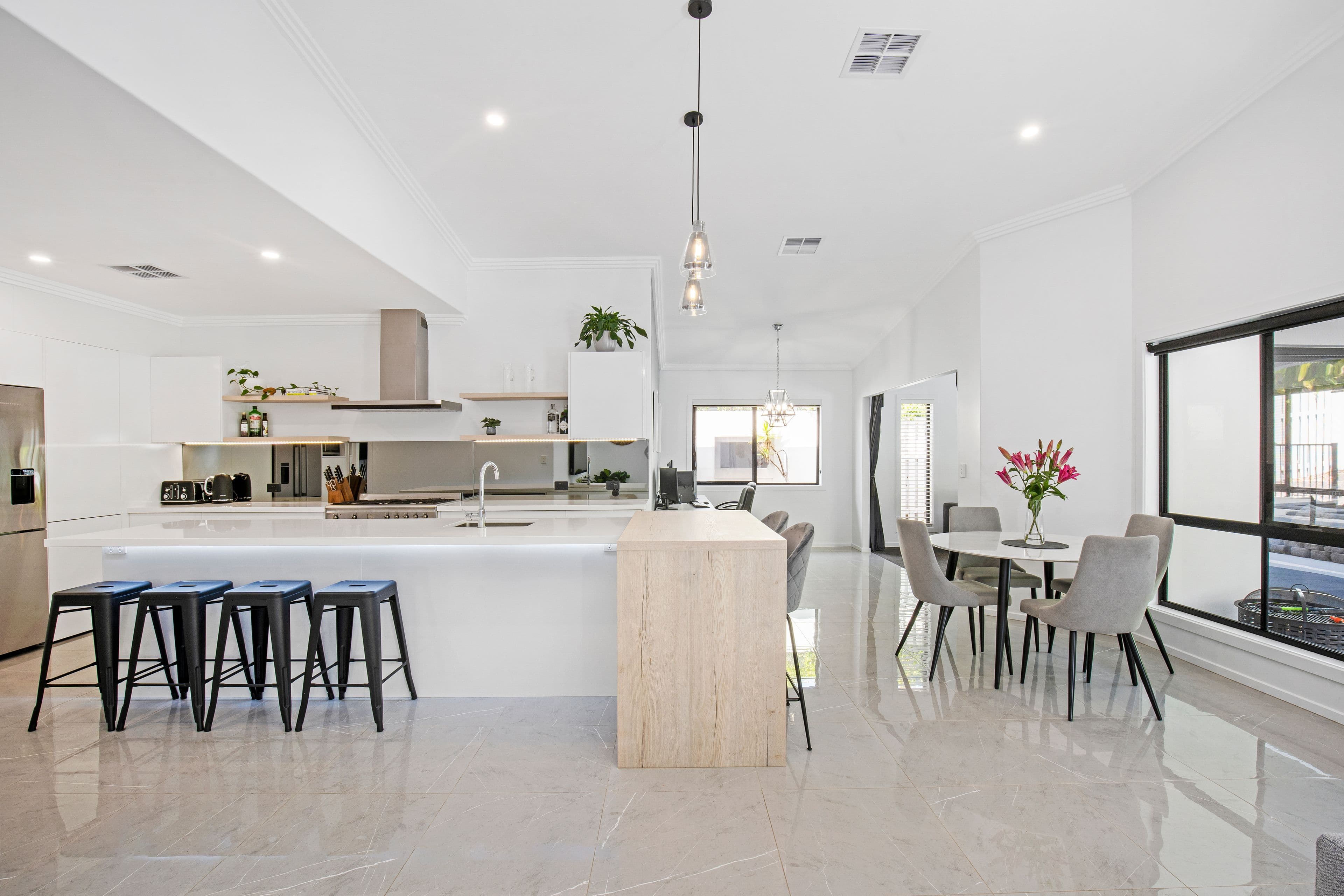 4 Corvus Way, Robina QLD 4226, Robina - Thumbnail 2