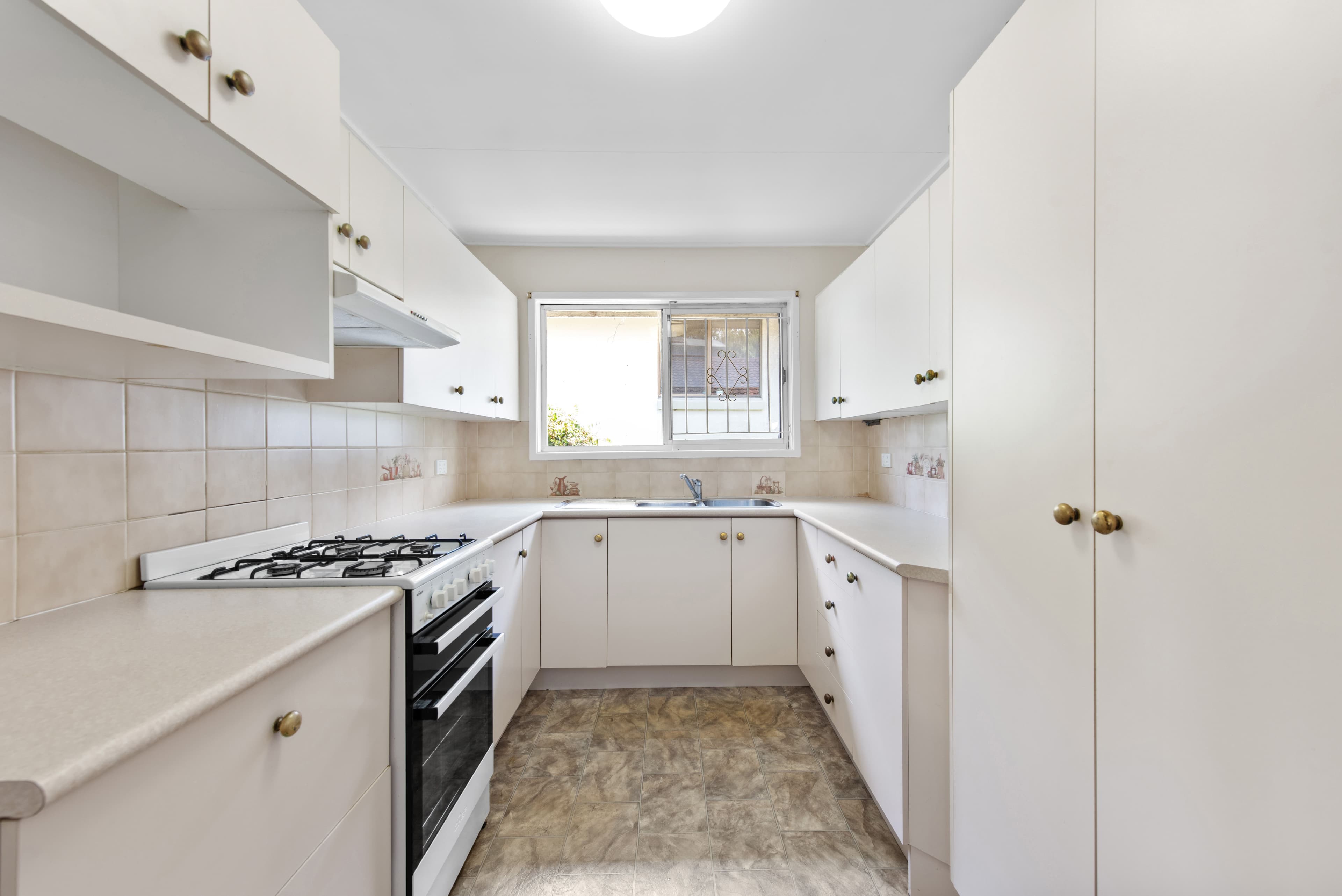 76 Webb Street, Stafford QLD 4053, Stafford - Thumbnail 6