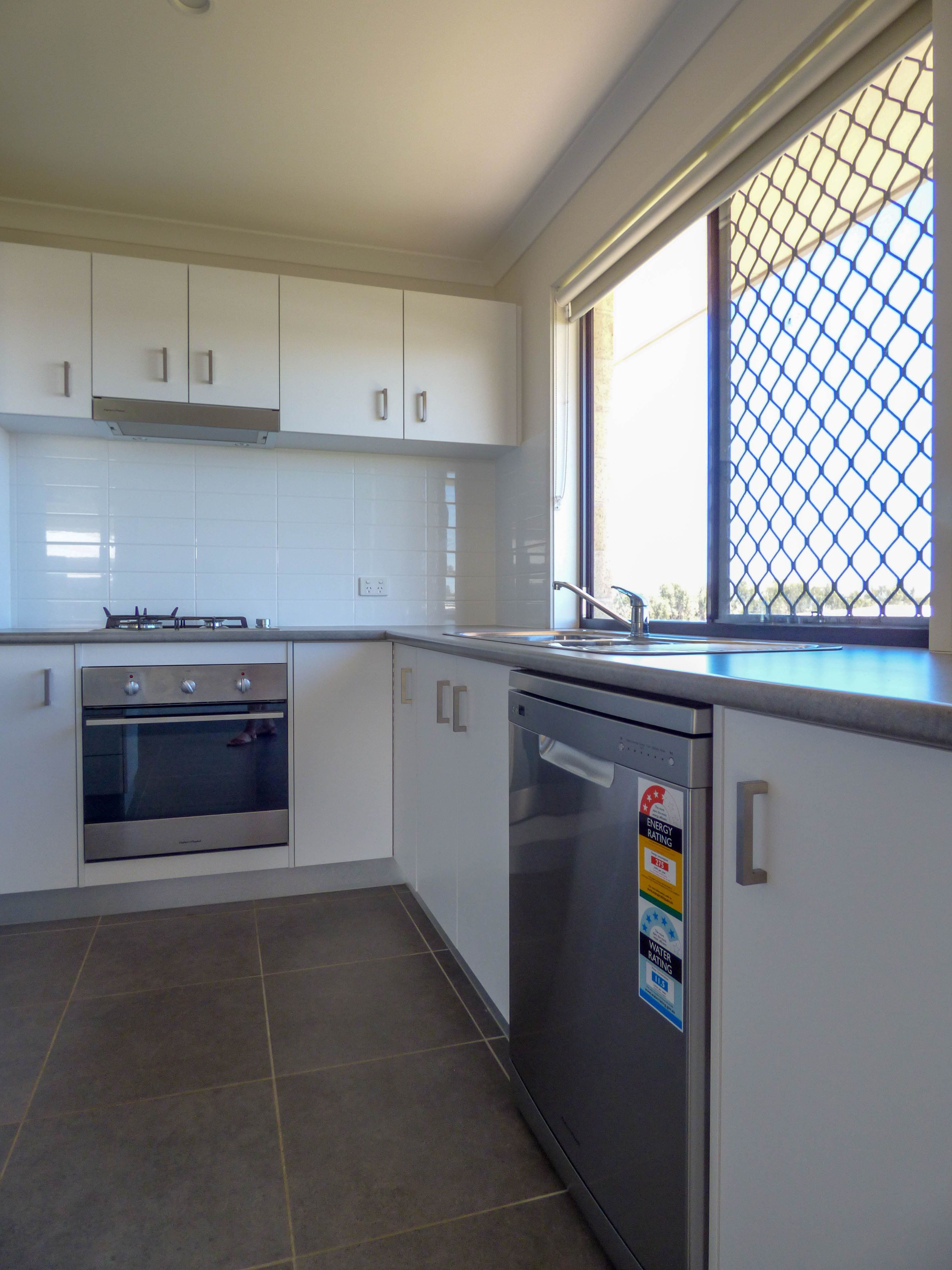 9 Wheeler Drive, Roma QLD 4455, Roma - Thumbnail 4