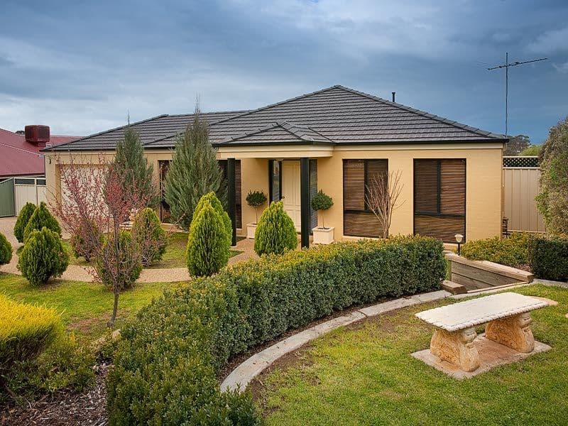 17 Paton Close, THURGOONA NSW 2640, Thurgoona - Image 1