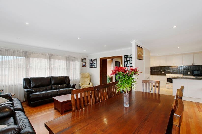 61 Rosedale Drive, LALOR VIC 3075, Lalor - Thumbnail 3