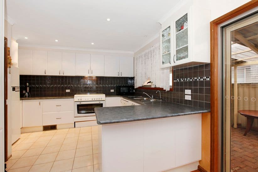 61 Rosedale Drive, LALOR VIC 3075, Lalor - Thumbnail 5