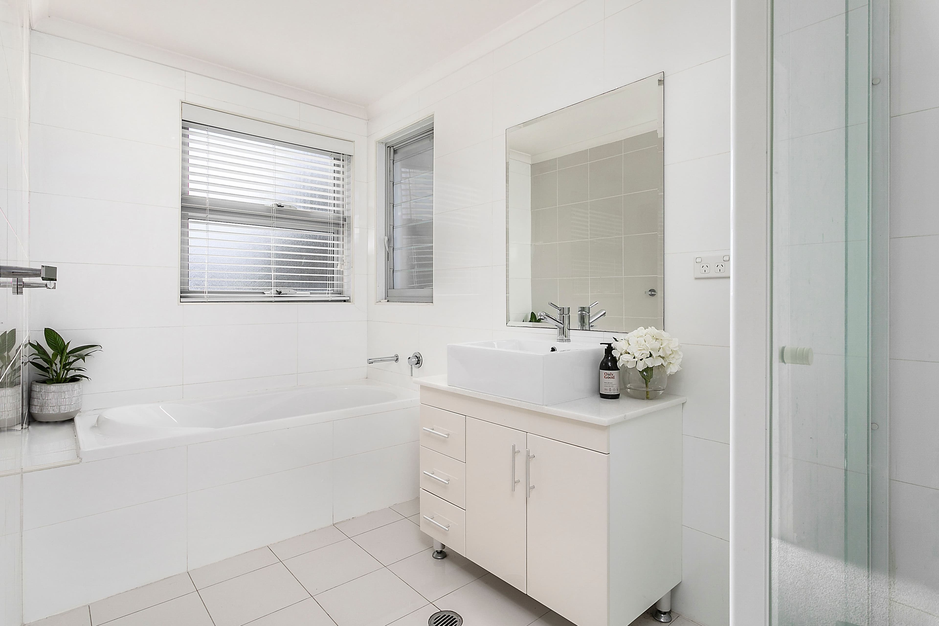9 Fenton Avenue, Caringbah NSW 2229, Caringbah - Thumbnail 8