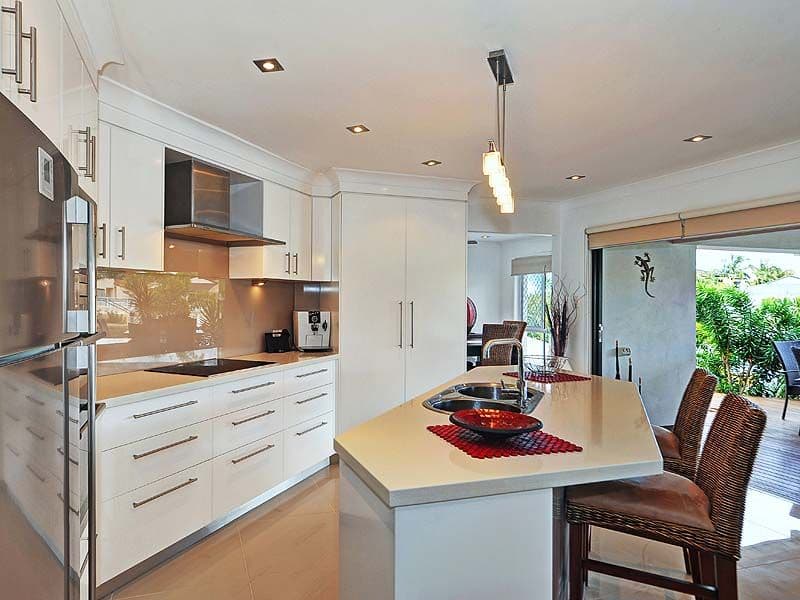 96 Sundance Way, RUNAWAY BAY QLD 4216, Runaway Bay - Thumbnail 5