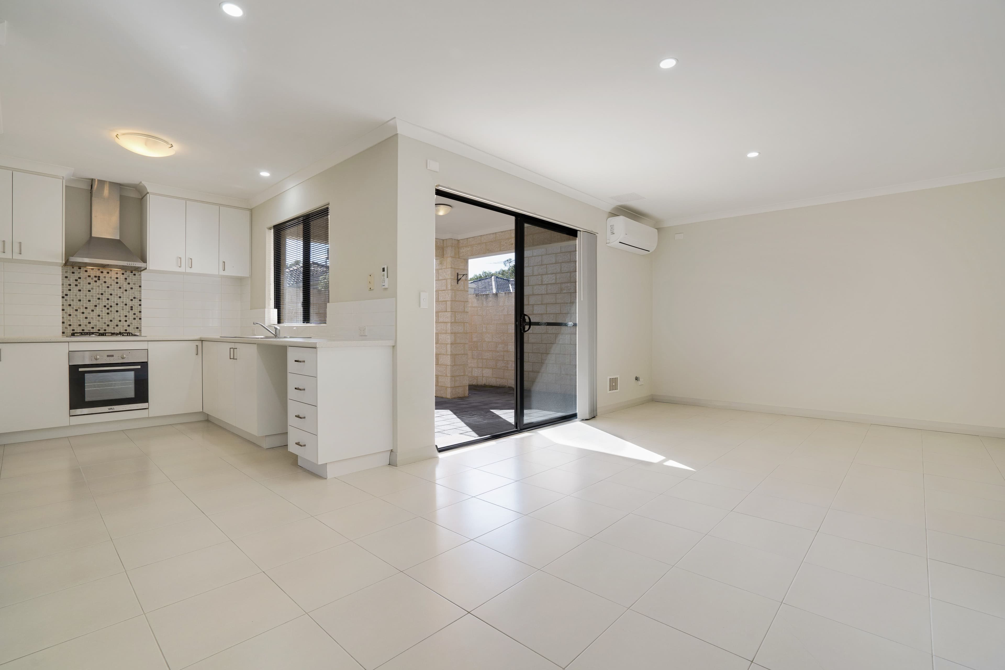 21A Loughton Way, Balga WA 6061, Balga - Thumbnail 7
