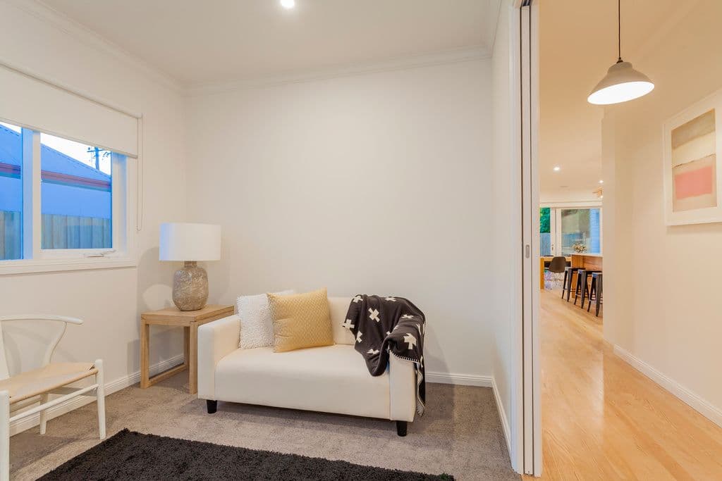 30 Crofton Street, GEELONG WEST VIC 3218, Geelong West - Thumbnail 2