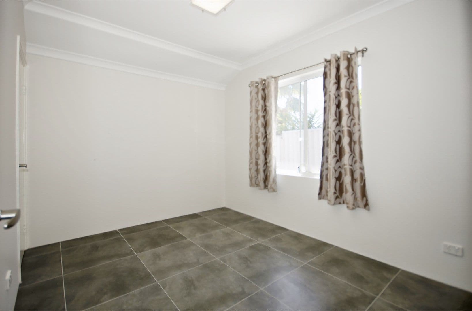 13a Hemsey Street, BALGA WA 6061, Balga - Thumbnail 8