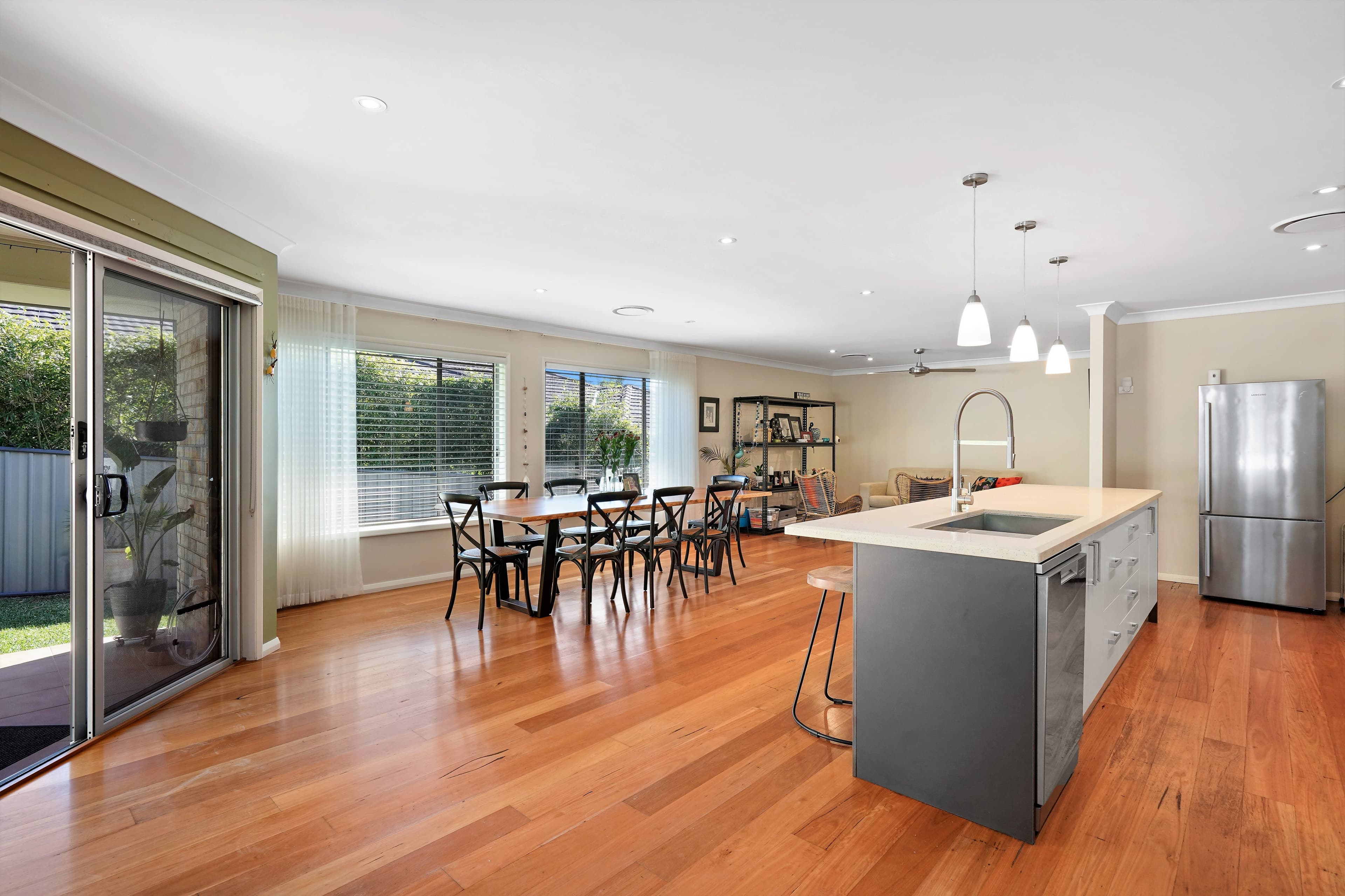 92 Coolawin Circle, Narara NSW 2250, Narara - Thumbnail 4