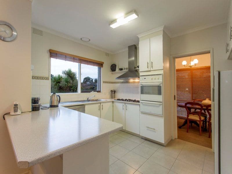 6 Maberley Crescent, FRANKSTON SOUTH VIC 3199, Frankston South - Thumbnail 5