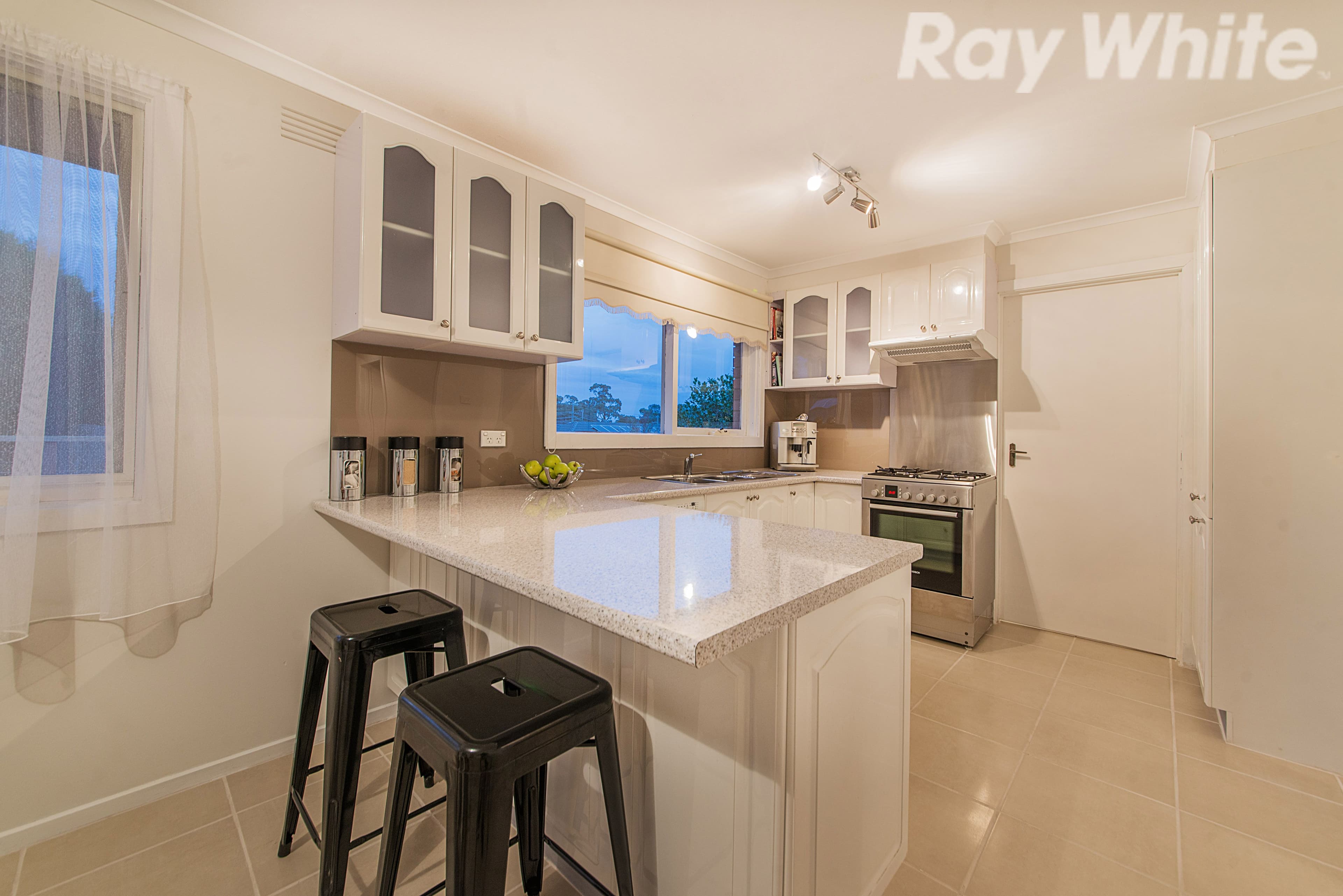 7 Pearl Place, Ferntree Gully VIC 3156, Ferntree Gully - Thumbnail 2