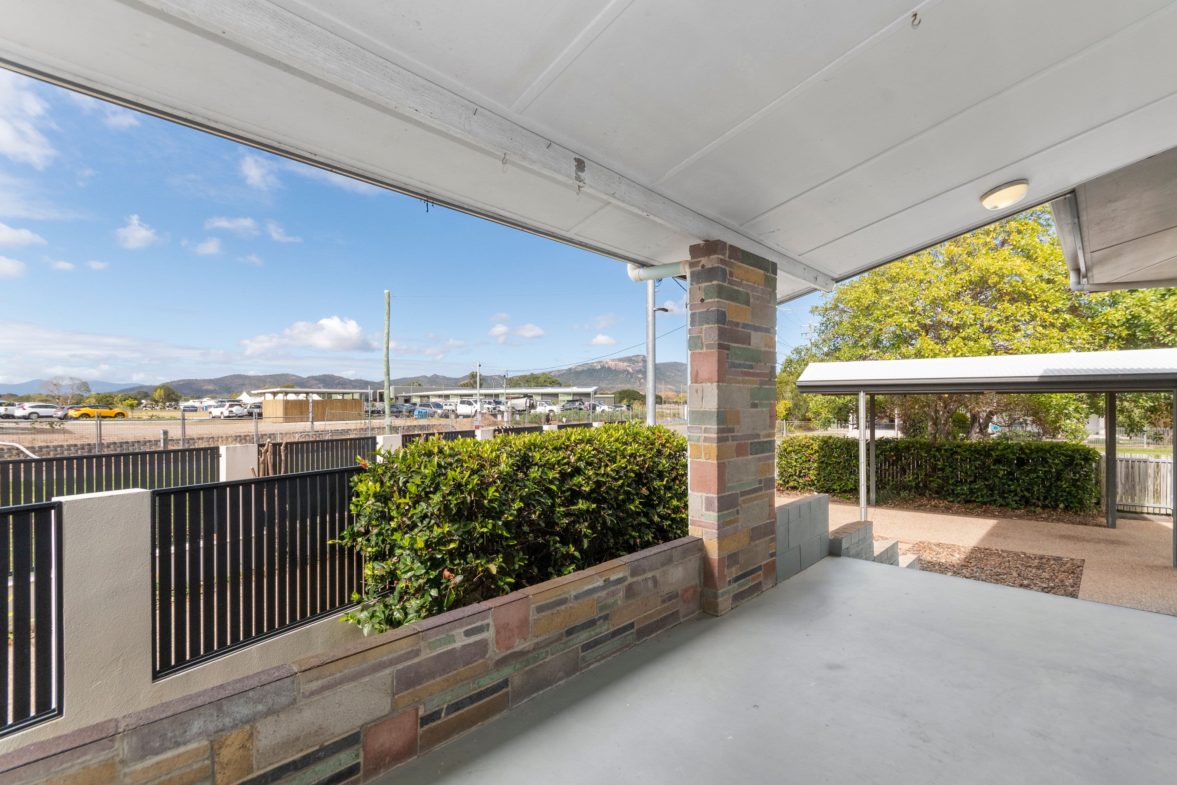 61 Goldring Street, Rosslea QLD 4812, Rosslea - Thumbnail 2