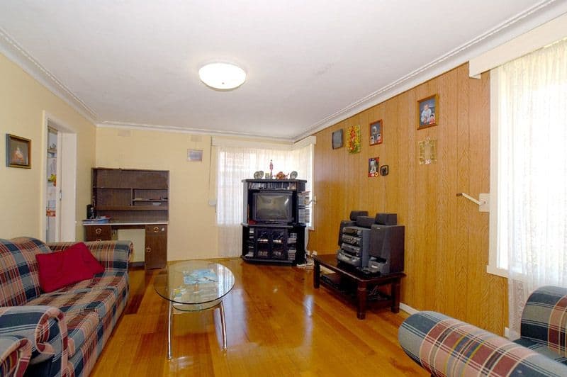 41 Yarraman Road, NOBLE PARK VIC 3174, Noble Park - Thumbnail 4