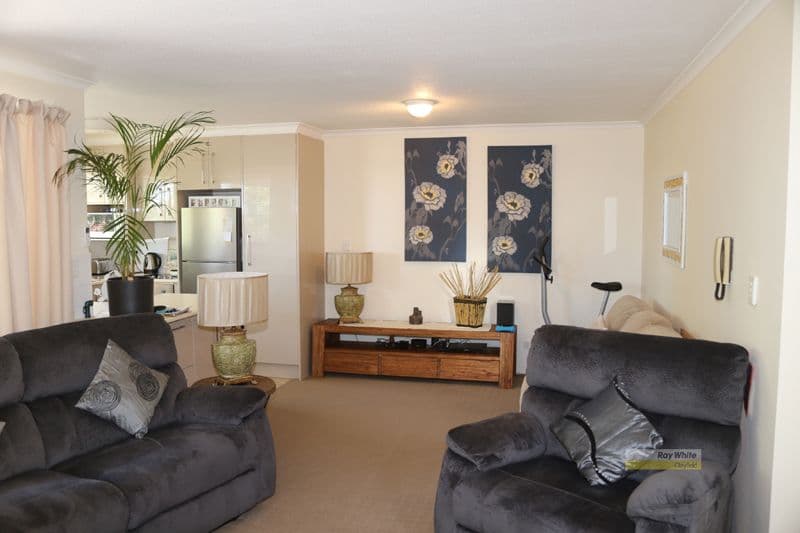 28 Rossiter Parade, HAMILTON QLD 4007, Hamilton - Thumbnail 2