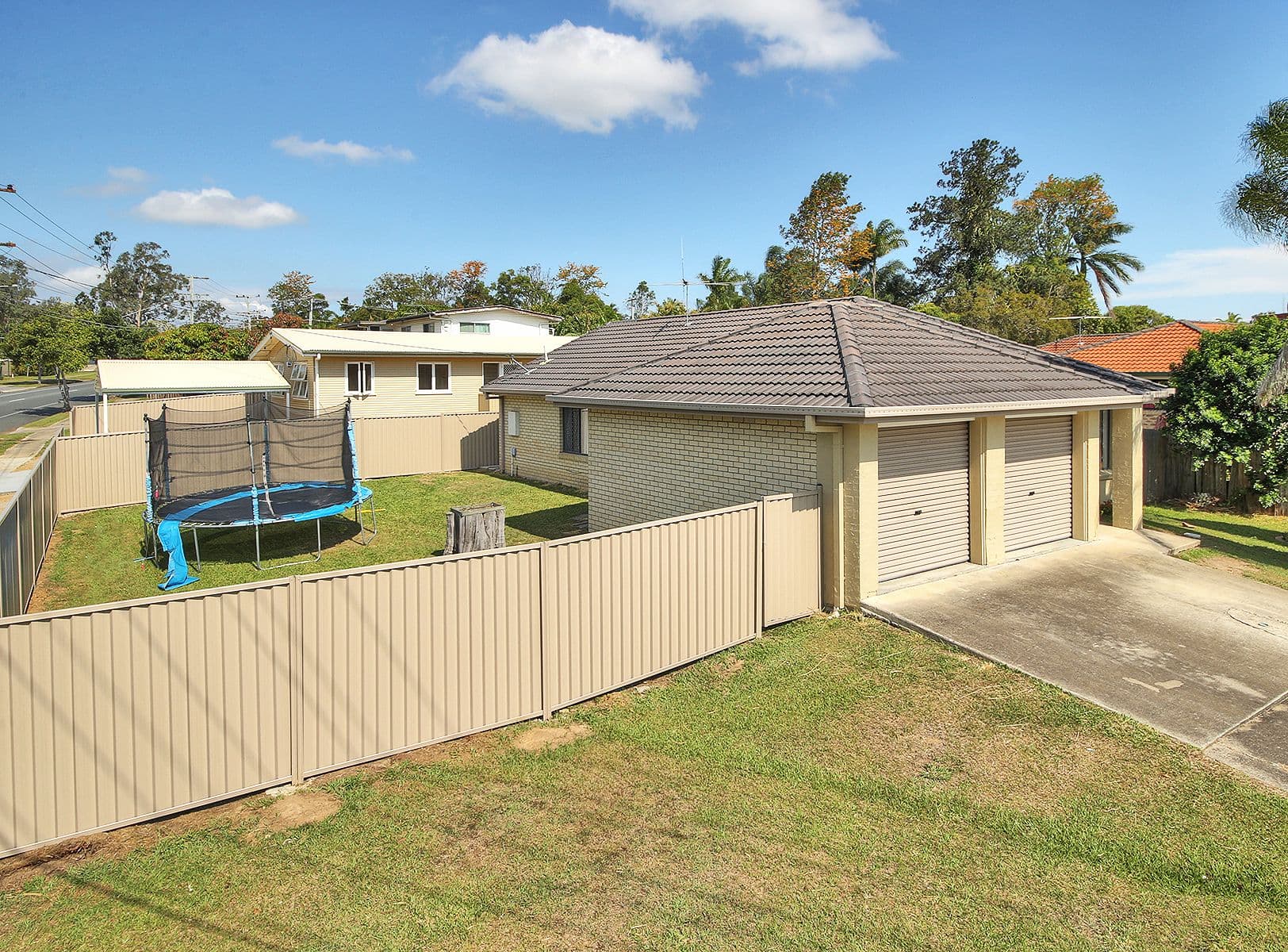 2 Gritl Court, Kingston QLD 4114, Kingston - Thumbnail 2