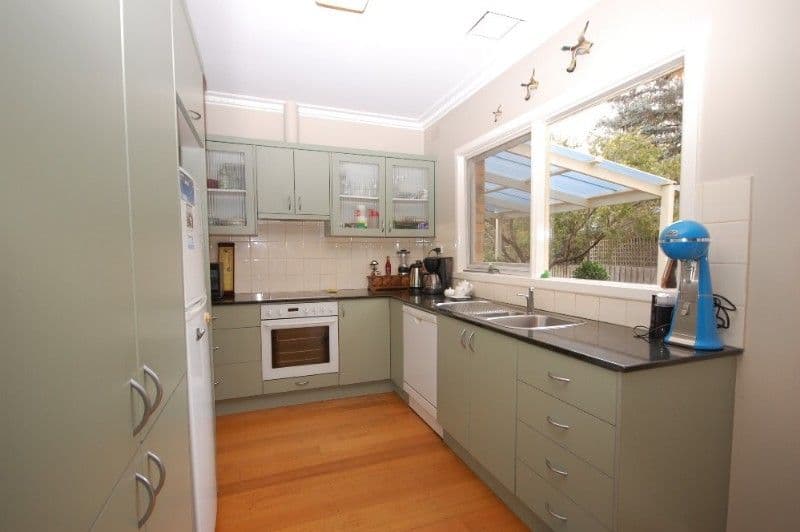 19 Bungalook Road, BAYSWATER NORTH VIC 3153, Bayswater North - Thumbnail 3