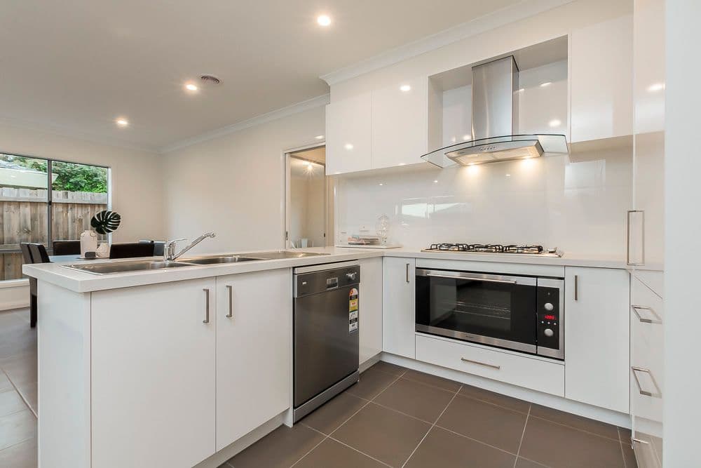 2B Springhurst Crescent, Grovedale VIC 3216, Grovedale - Thumbnail 4