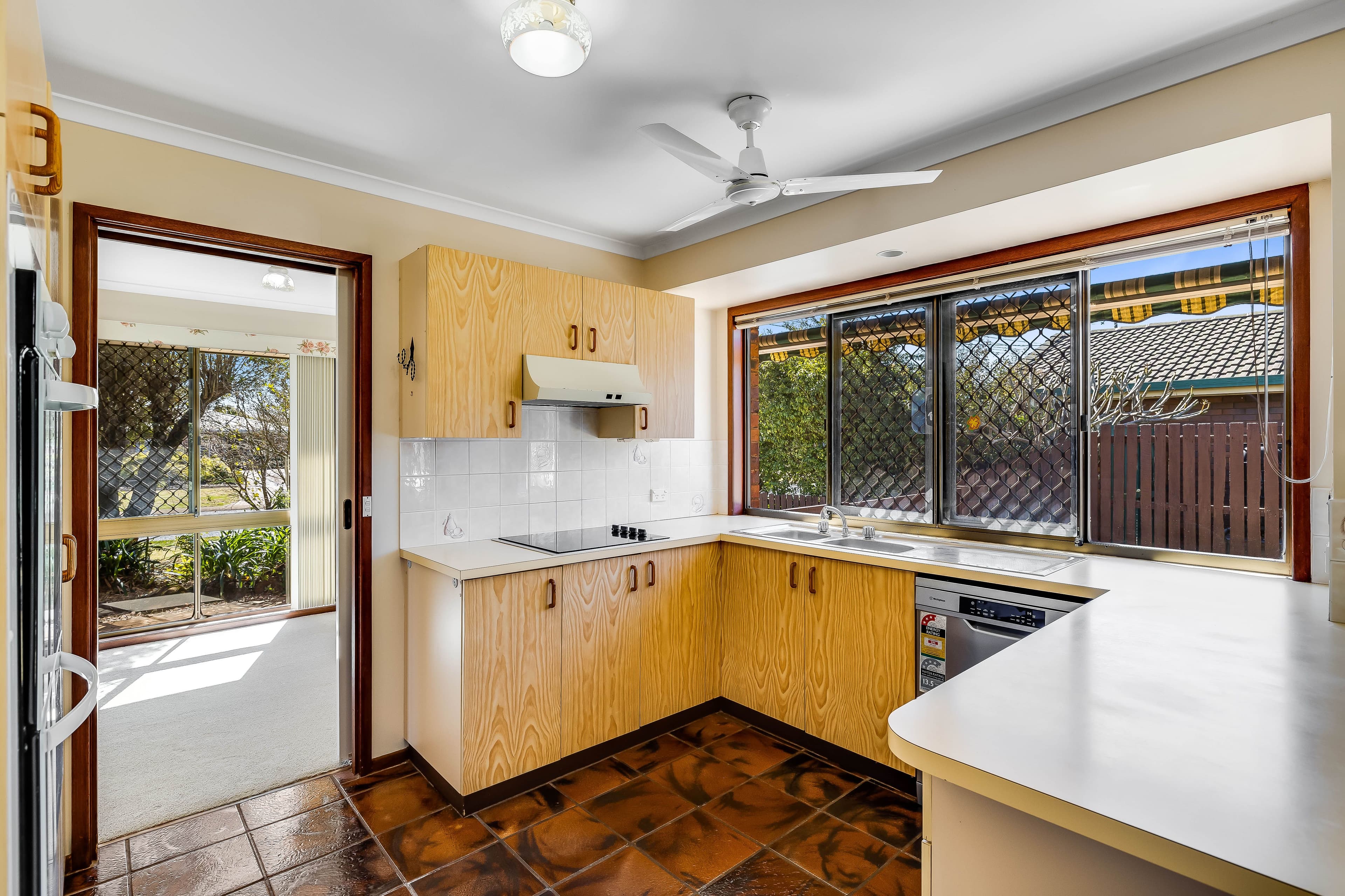 18 Rachel Street, Darling Heights QLD 4350, Darling Heights - Thumbnail 4