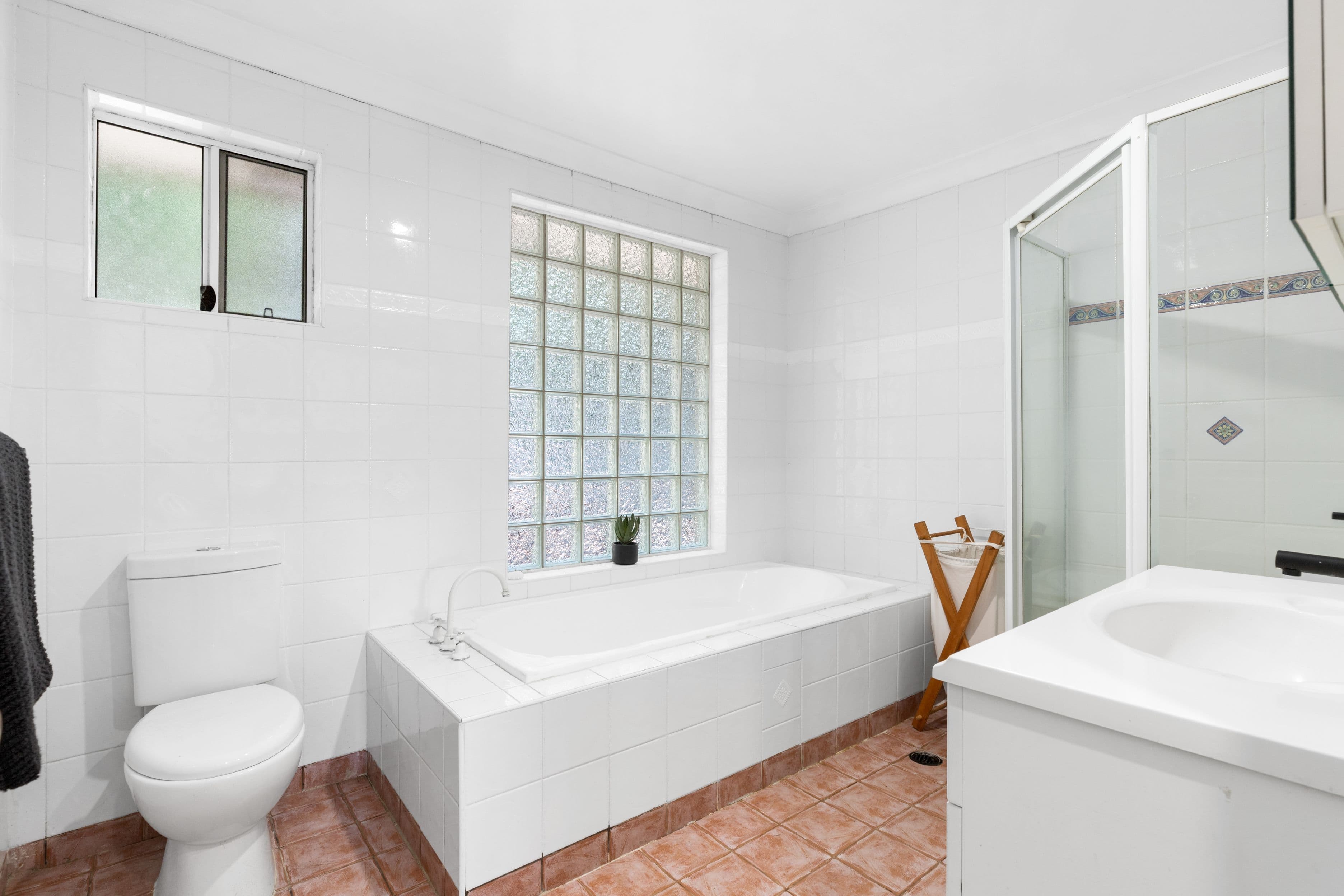 9 Garfield Avenue, Bonnet Bay NSW 2226, Bonnet Bay - Thumbnail 5