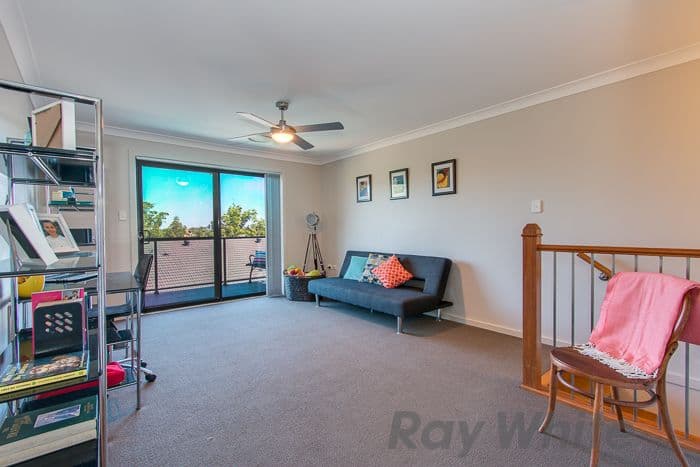 27 Jupiter Circuit, Cameron Park - Thumbnail 8