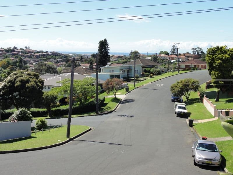 86 Barina Avenue, LAKE HEIGHTS NSW 2502, Lake Heights - Thumbnail 2