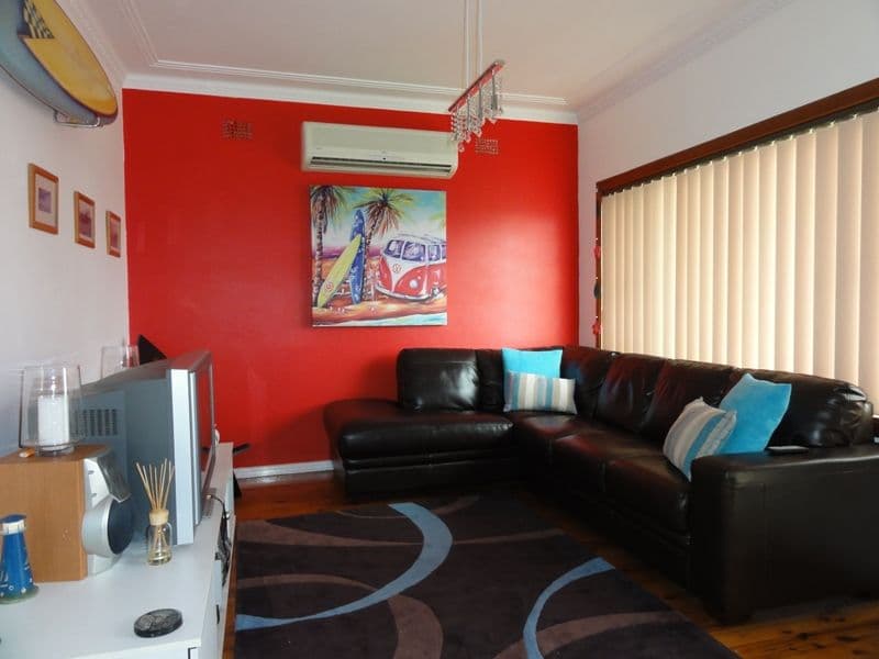 86 Barina Avenue, LAKE HEIGHTS NSW 2502, Lake Heights - Thumbnail 3