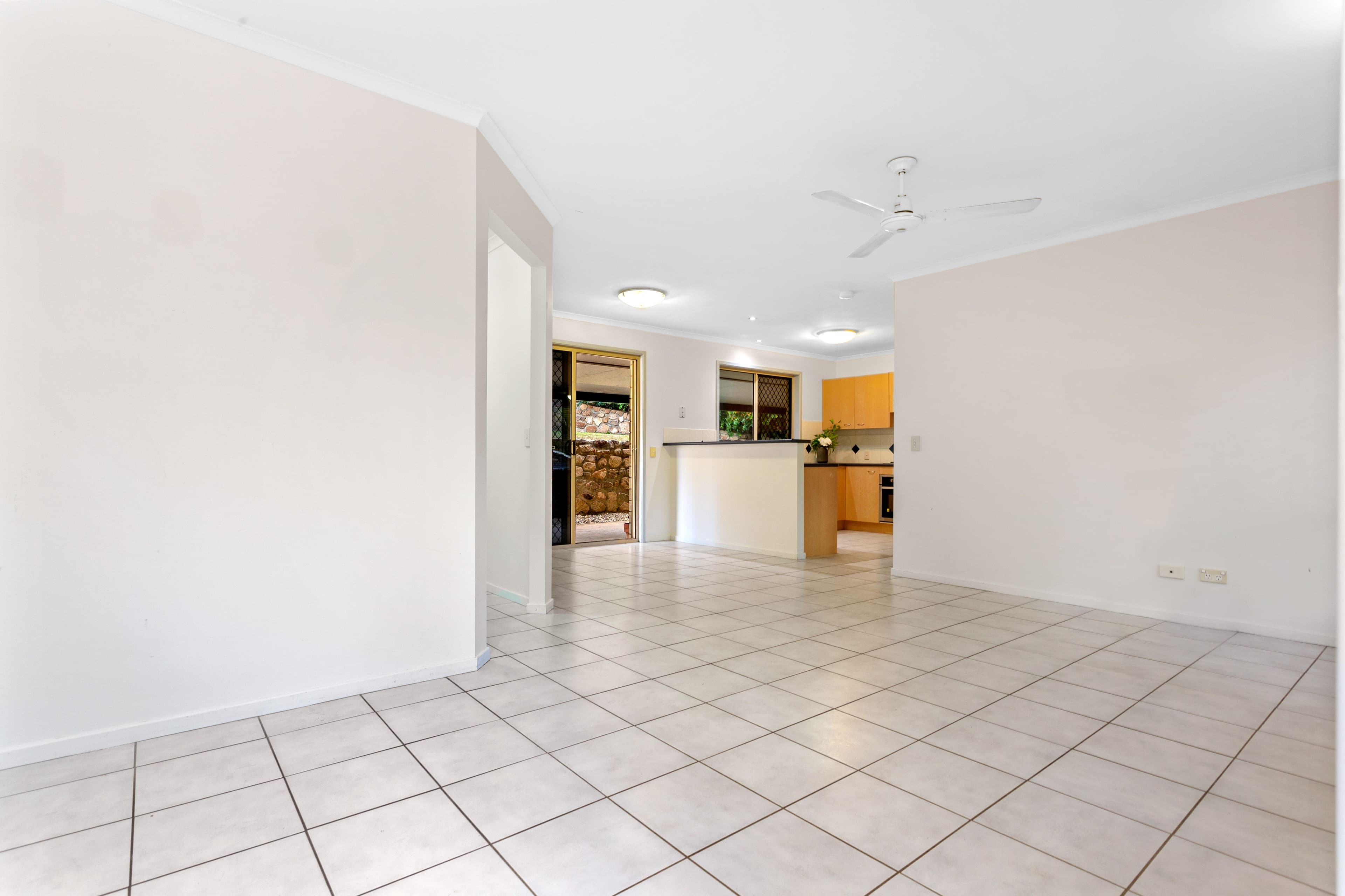 9 Redgum Court, Bellbird Park QLD 4300, Bellbird Park - Thumbnail 3