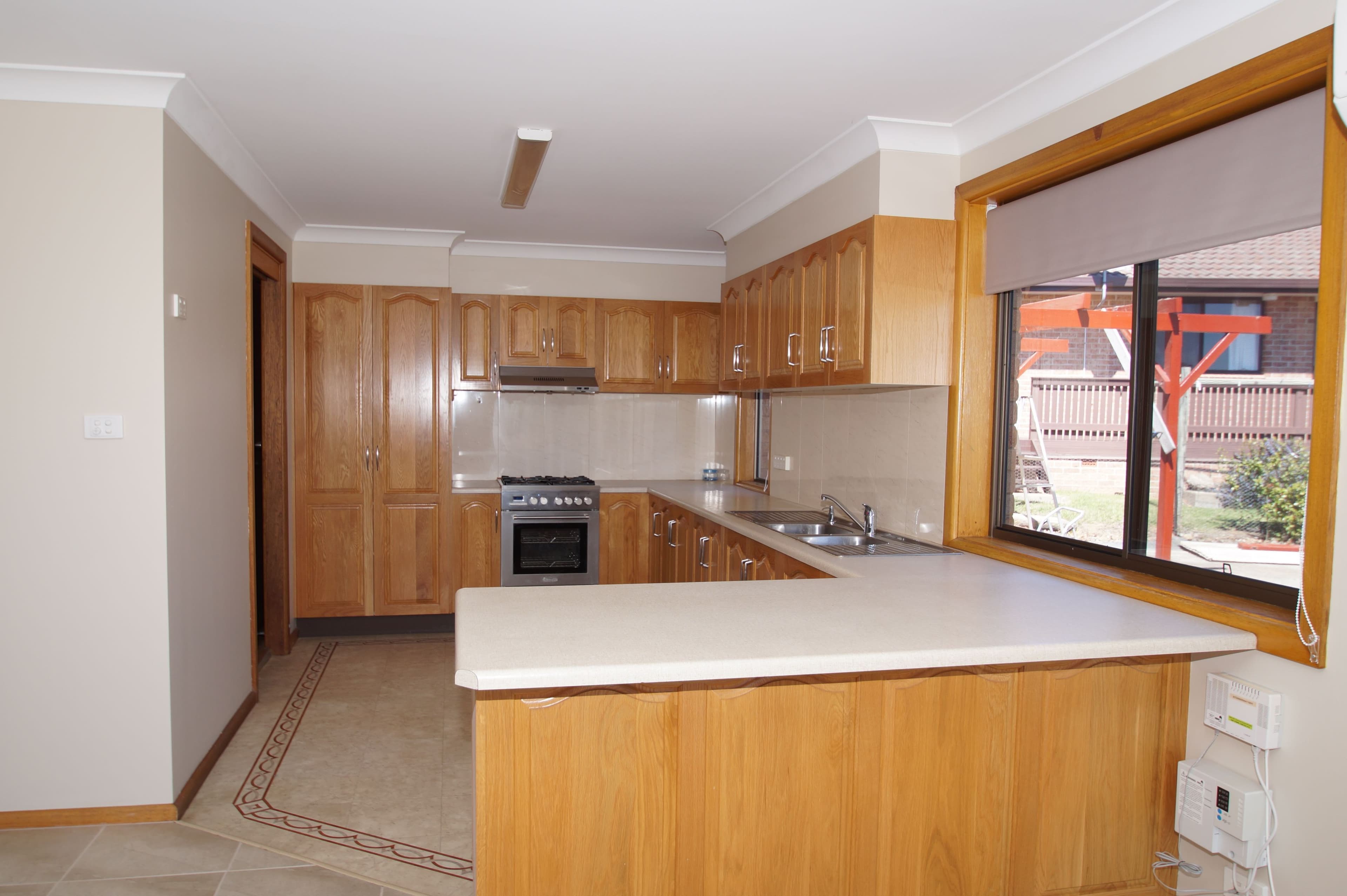 4 Bishop Crescent, Armidale - Thumbnail 2